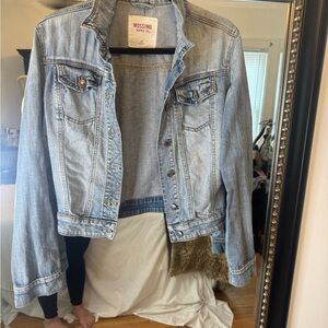 Mossimo Supply Co. Small Women's Classic Blue Jean Jacket